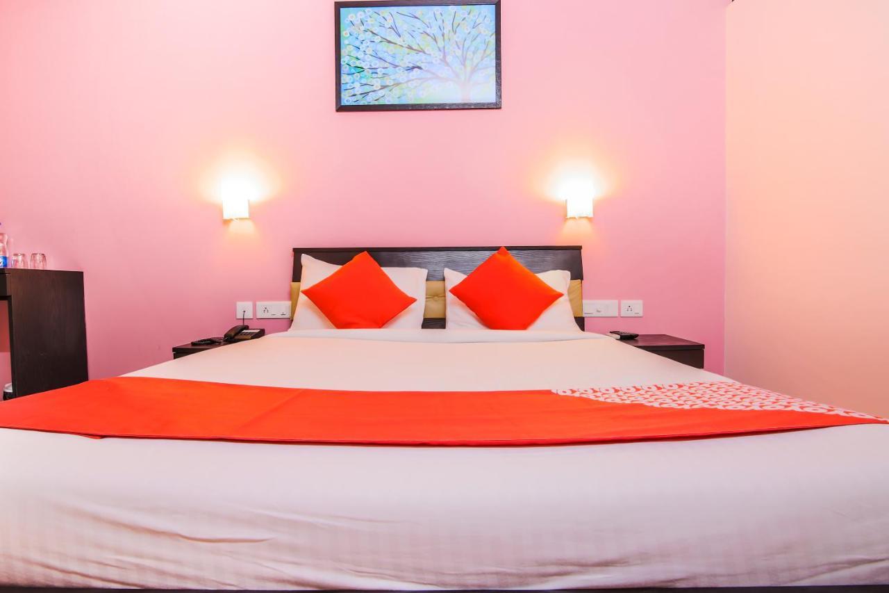 Oyo 24761 All Seasons Guest House Madgaon Exteriör bild