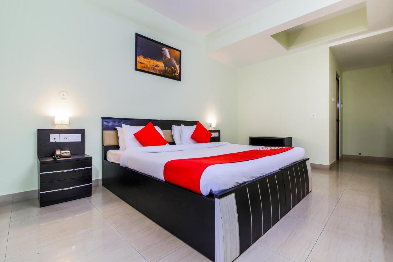Oyo 24761 All Seasons Guest House Madgaon Exteriör bild
