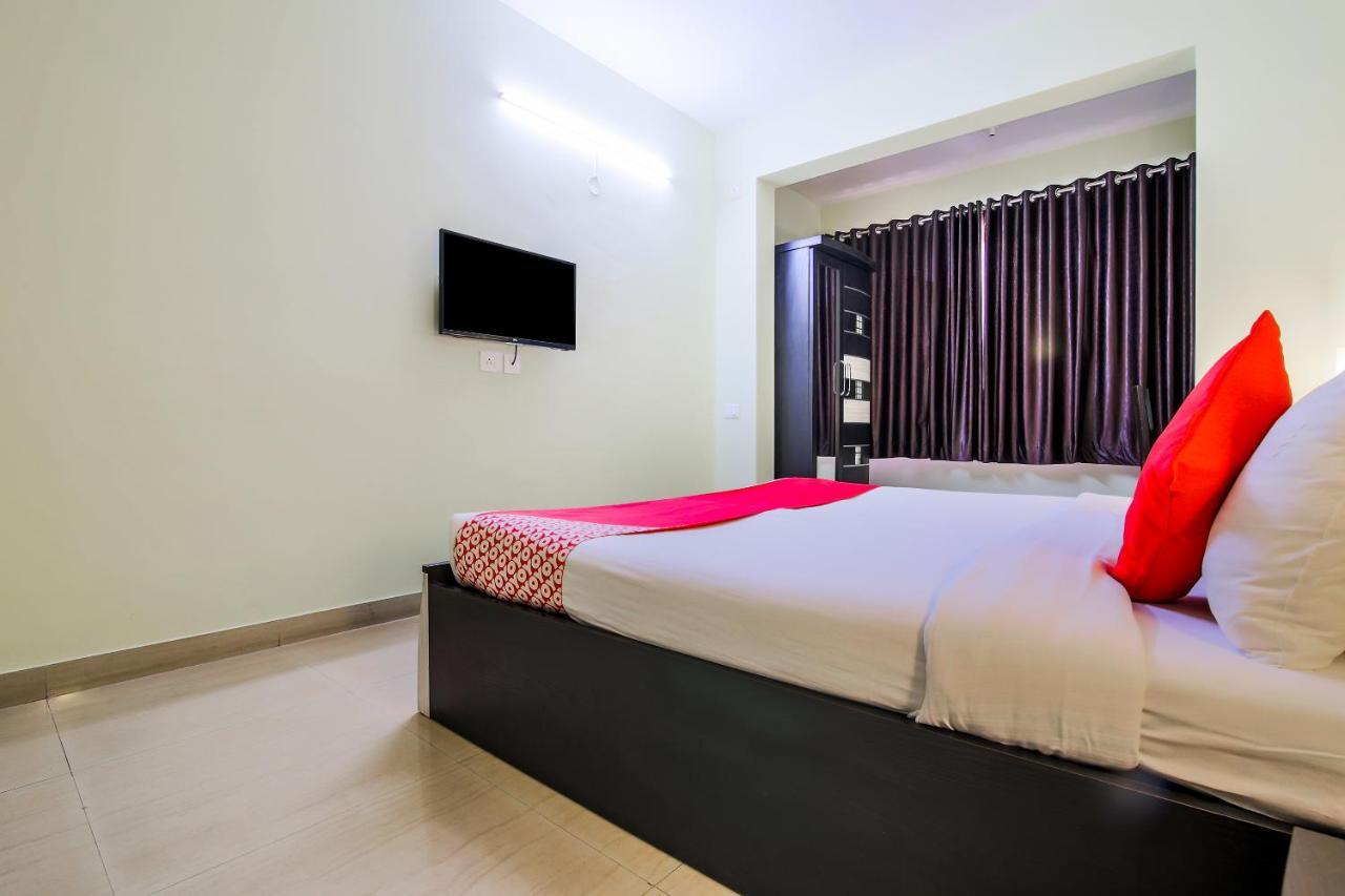 Oyo 24761 All Seasons Guest House Madgaon Exteriör bild